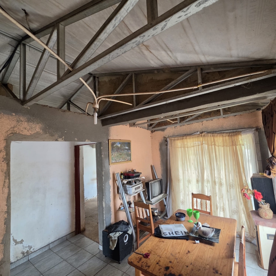 2 Bedroom Property for Sale in Ikageng North West